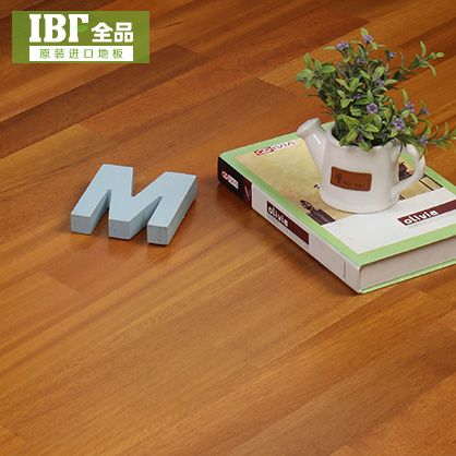IBF全品地板 尊享原木系列 TU005            原产地：西班牙 三拼绿柄桑